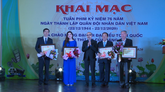 Trung tâm Phát hành phim và Chiếu bóng Đắk Lắk “Tuần phim kỷ niệm 76 năm Ngày thành lập Quân đội nhân dân Việt Nam” tại Đắk Lắk