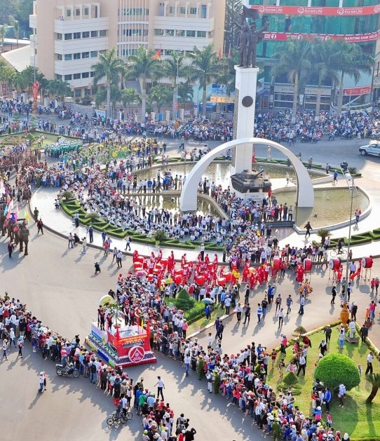 Nâng cao hiệu quả hoạt động văn hóa, nghệ thuật, lễ hội và xây dựng môi trường văn hóa cơ sở