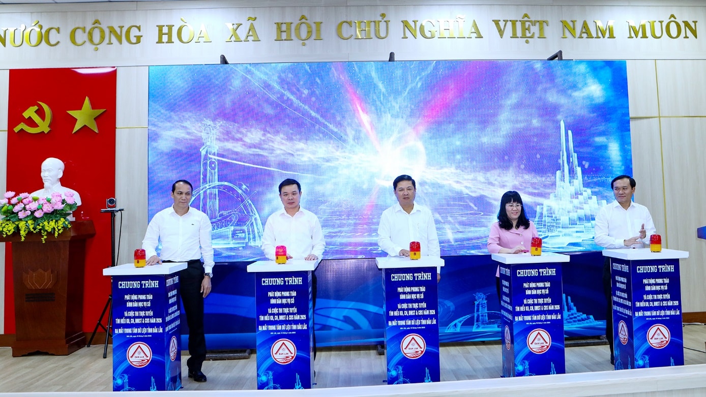Phát động phong trào “Bình dân học vụ số” năm 2026 và ra mắt Trung tâm dữ liệu tỉnh Đắk Lắk