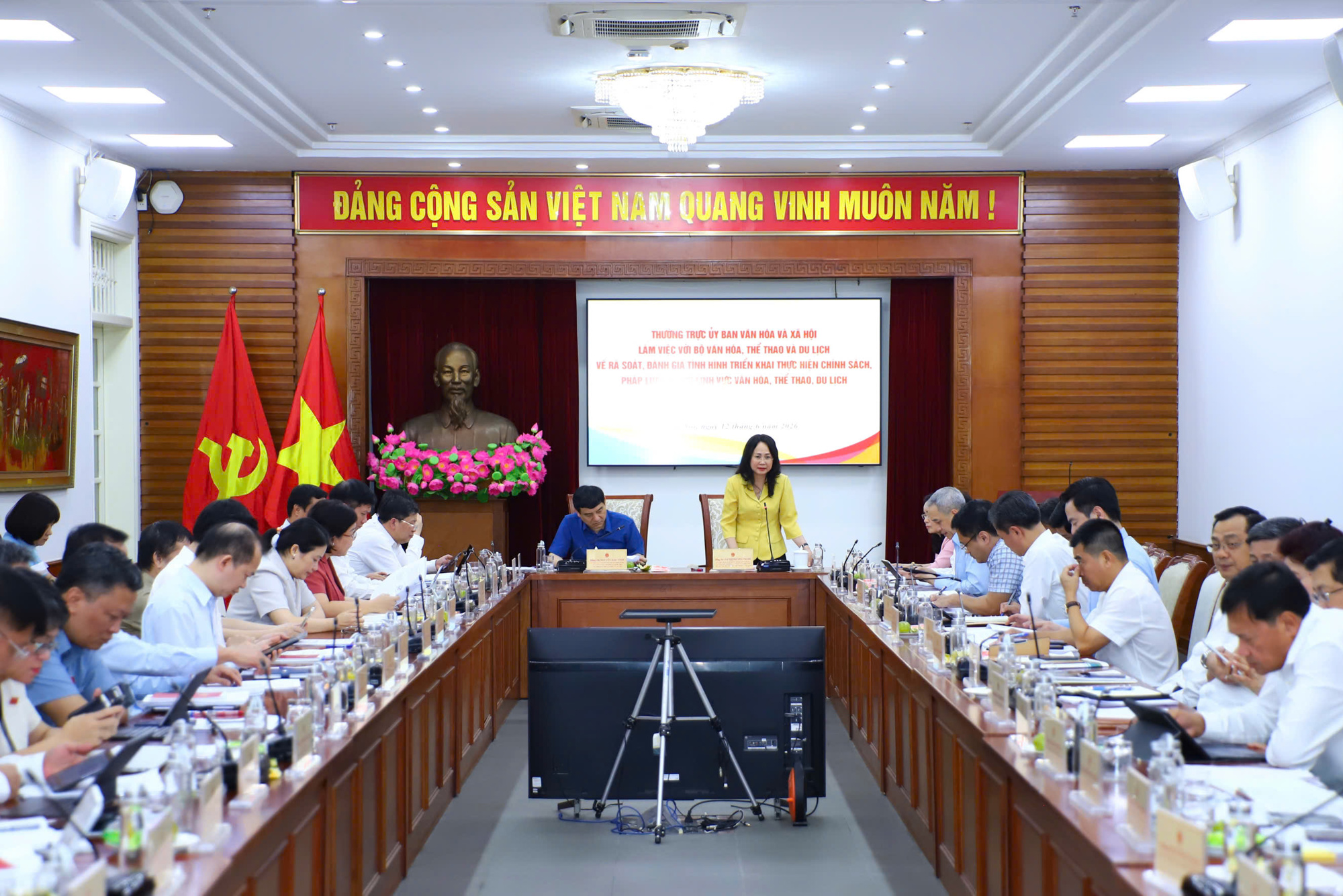 Rà soát, triển khai thực hiện chính sách, pháp luật trong lĩnh vực VHTTDL: Hoàn thiện đúng lộ trình và đạt chất lượng cao nhất