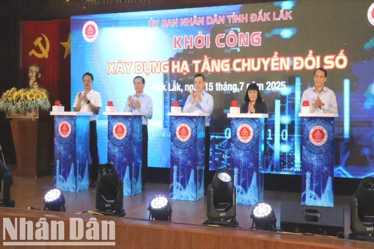 Đắk Lắk phát động phong trào “Bình dân học vụ số”